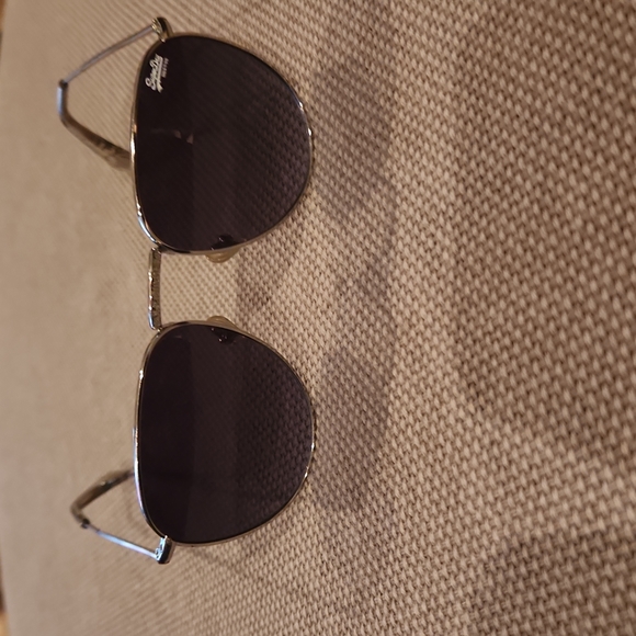 Superdry Zadie Sunglasses - Picture 2 of 6